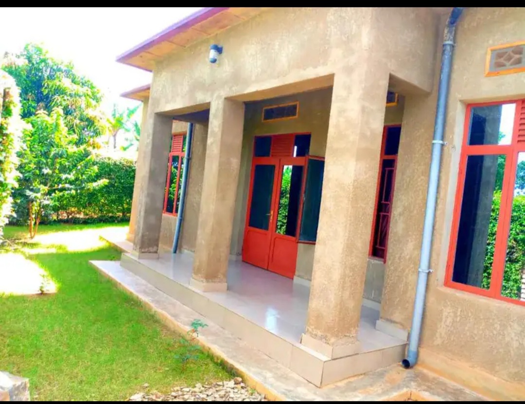 4 Bedroom